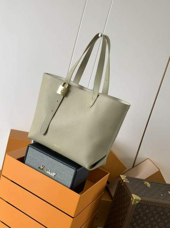 Picture of Louis Vuitton Handbags _SKUfw229777159fw